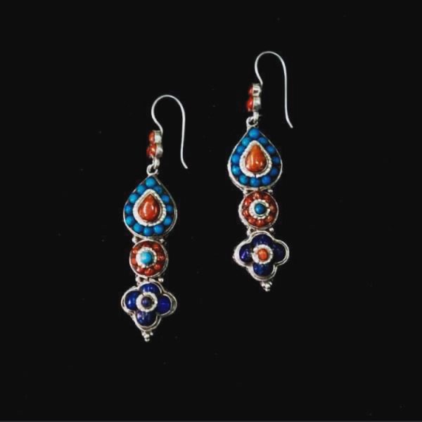 Silver earring with turquoise, coral and lapiz mix