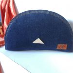 Halfmoon clutch